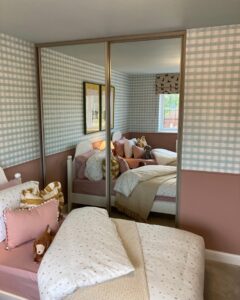 children's bedroom mirrored sliding wardrobe