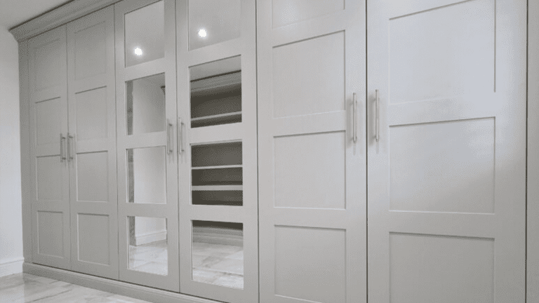 Floor to Ceiling Wardrobes Form Image Header